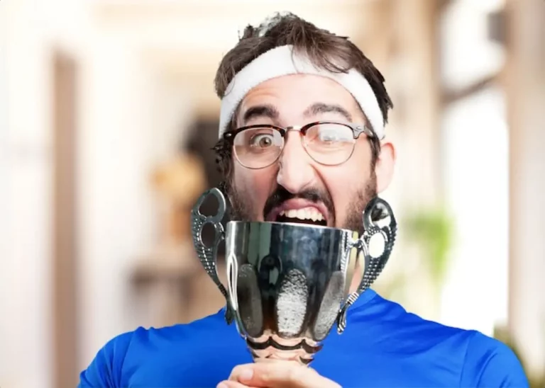 Présentateur Questions pour un champion : l&rsquo;histoire d&rsquo;une émission culte entre Julien Lepers et Samuel Étienne