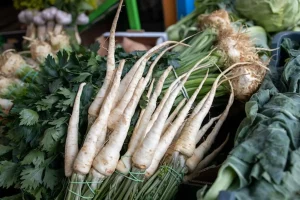 panais racine fraîche marché
