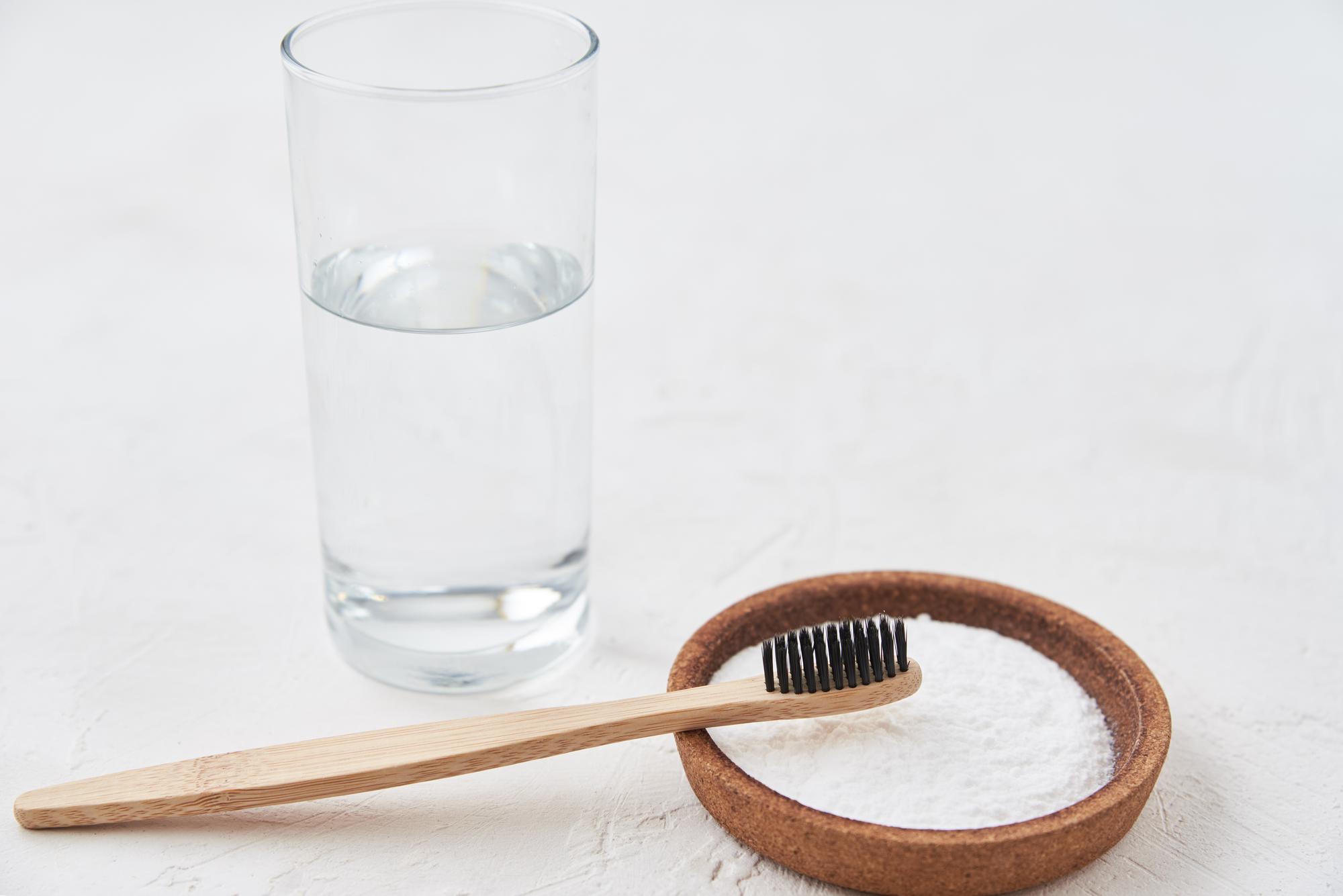 Pourquoi le bicarbonate calme-t-il la diarrhée ?