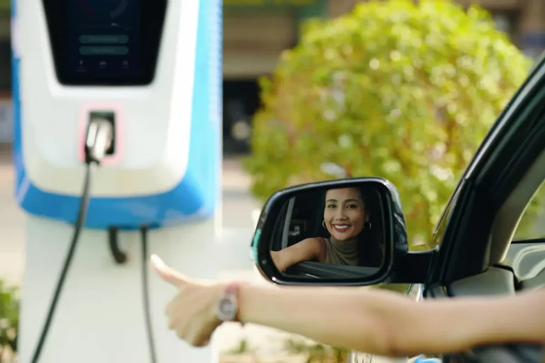 Comment profiter des aides de l&rsquo;État pour acheter une voiture électrique