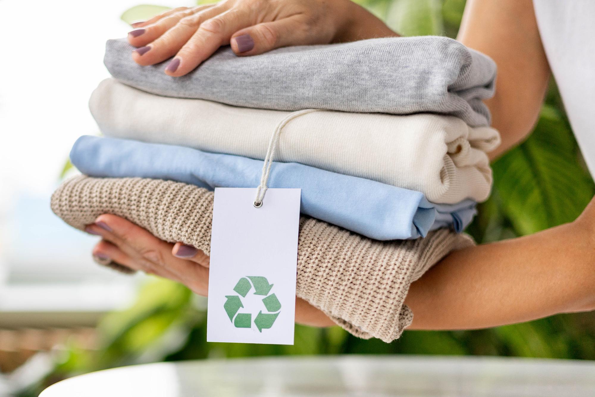 Impact écologique : pourquoi le rachat de vêtements compte ?