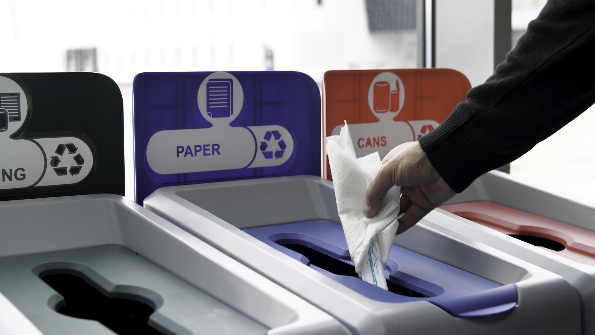 Que faire avec un billet papier sans composteur en gare ?